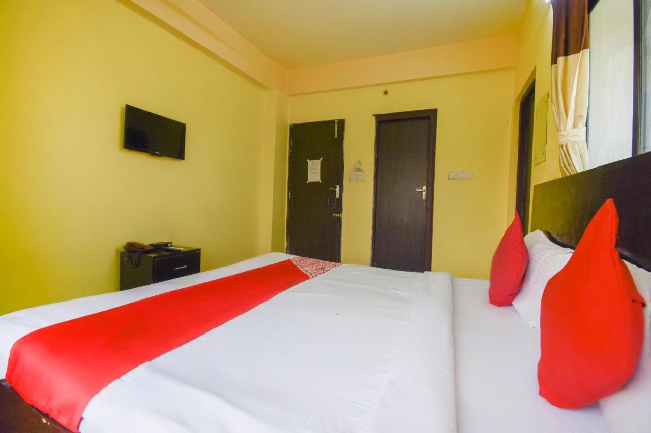 Oyo Flagship 72260 Seema International Hotel Gauripur Kültér fotó