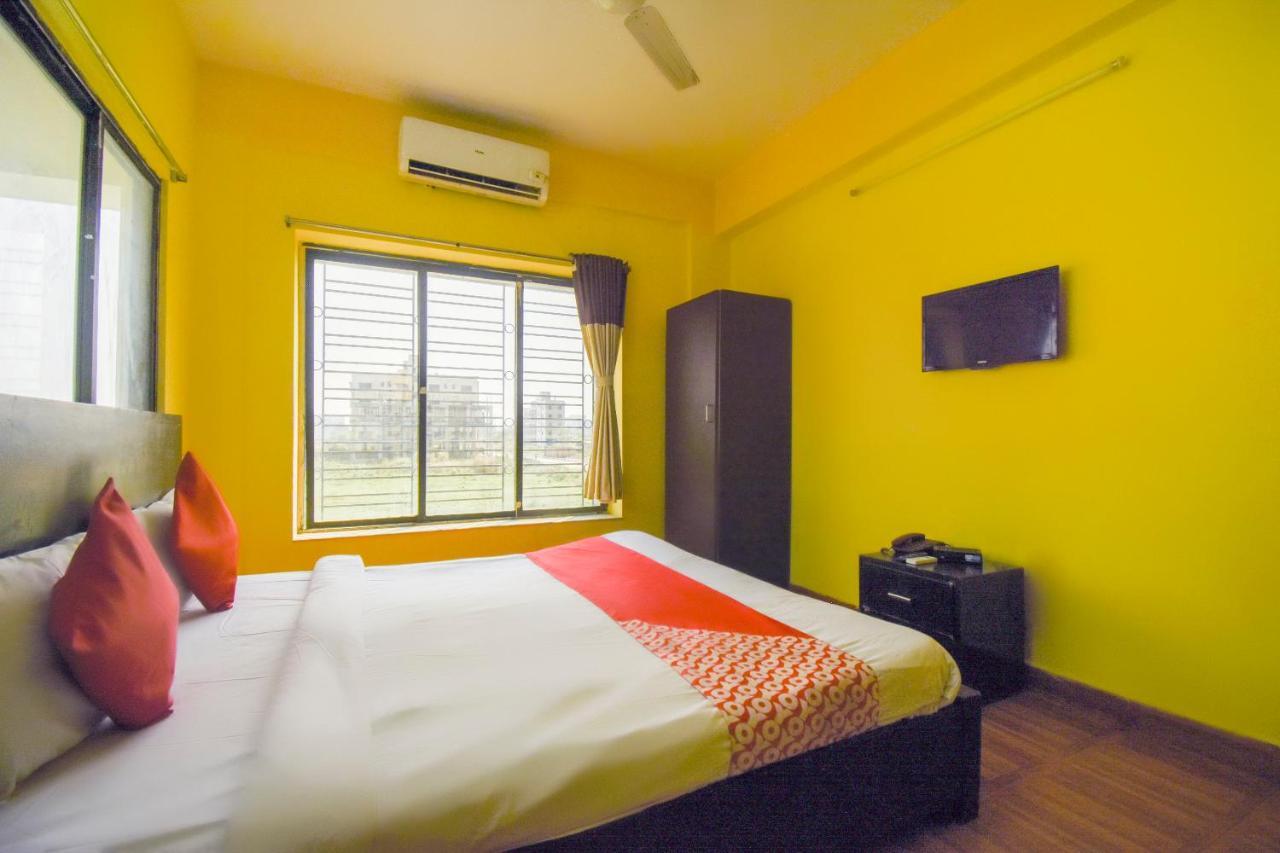 Oyo Flagship 72260 Seema International Hotel Gauripur Kültér fotó